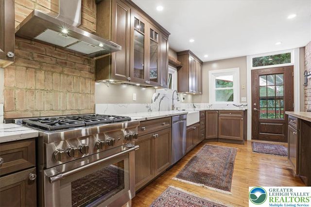 169 West Broadway, Jim Thorpe Boro, PA 18229