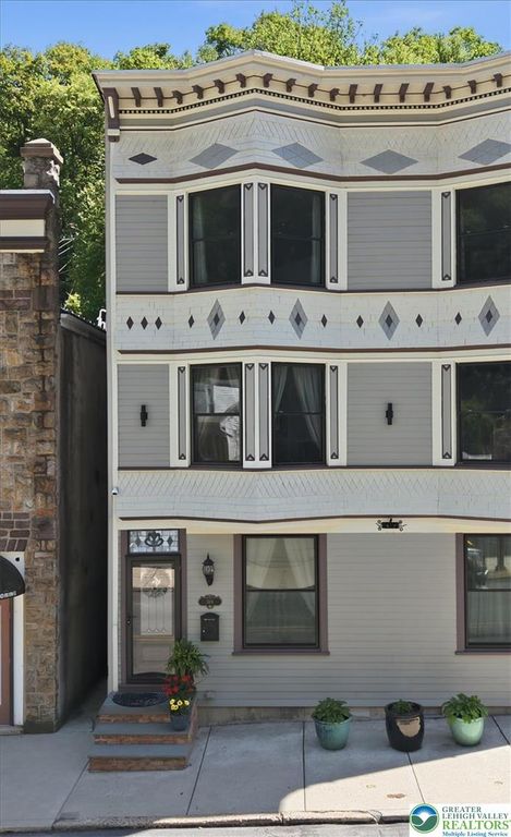 169 West Broadway, Jim Thorpe Boro, PA 18229