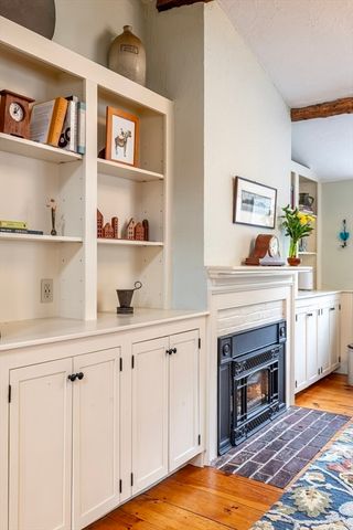 274 South St, Medfield, MA 02052