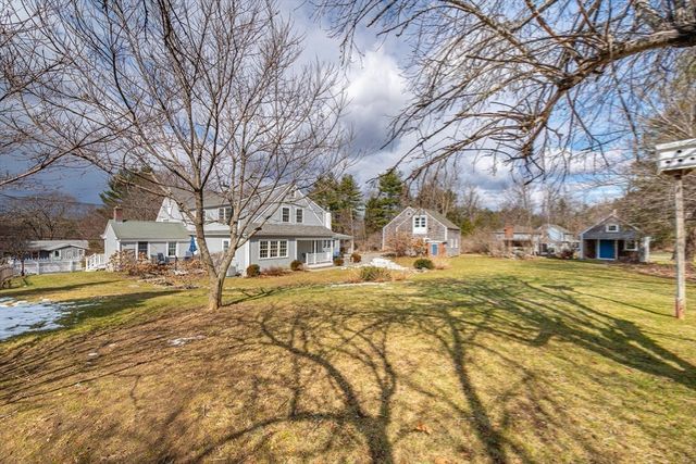 274 South St, Medfield, MA 02052
