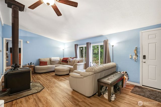 18125 Dew Drop Lane NW, Poulsbo, WA 98370