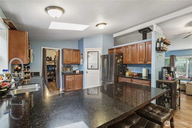 18125 Dew Drop Lane NW, Poulsbo, WA 98370