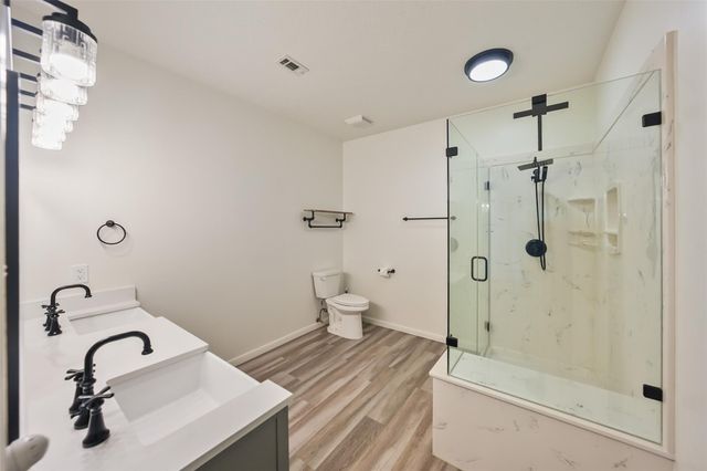 416 Augusta Drive, Huntsville, TX 77340