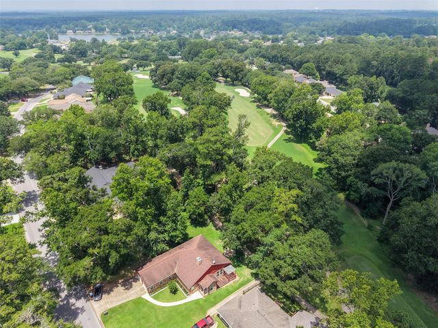 416 Augusta Drive, Huntsville, TX 77340