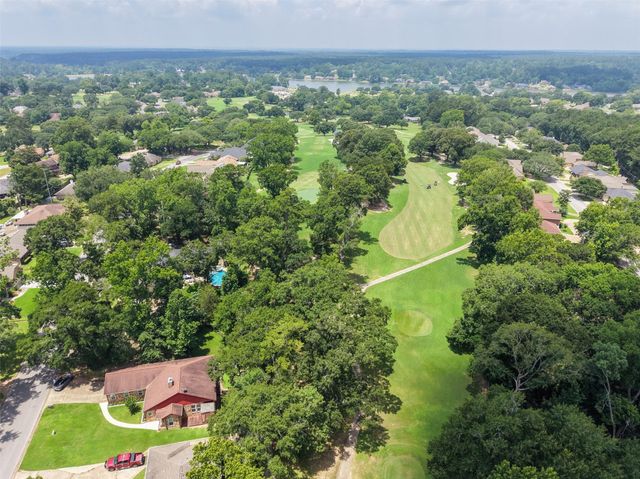 416 Augusta Drive, Huntsville, TX 77340