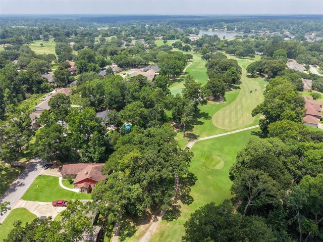 416 Augusta Drive, Huntsville, TX 77340