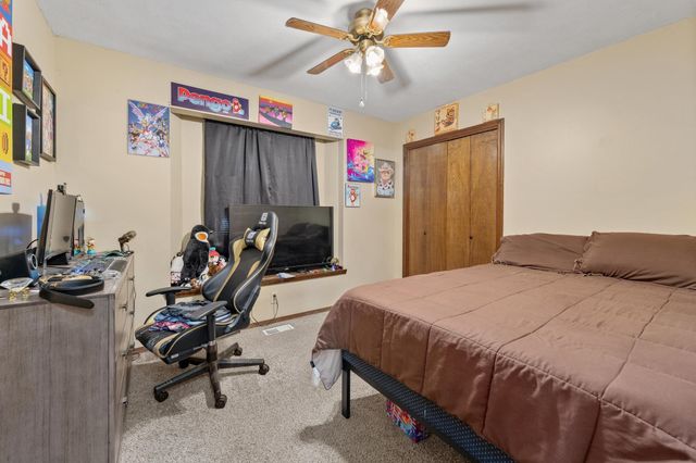 323 N Covington St, Wichita, KS 67212