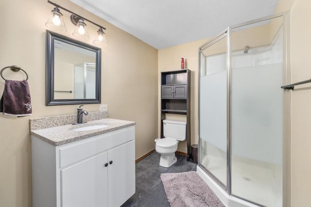 323 N Covington St, Wichita, KS 67212