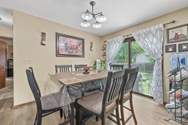 323 N Covington St, Wichita, KS 67212