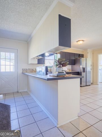 2554 Winnwood Circle, Valdosta, GA 31601