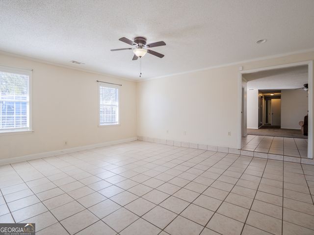 2554 Winnwood Circle, Valdosta, GA 31601