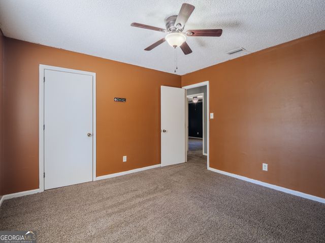 2554 Winnwood Circle, Valdosta, GA 31601