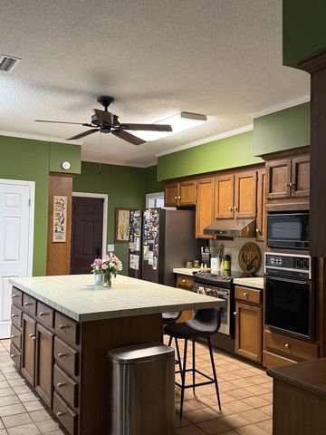 1807 Westover, Dothan, AL 36930