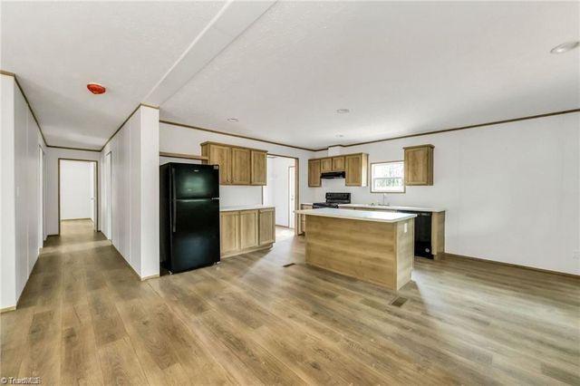 253 Ridge Top Road, North Wilkesboro, NC 28659