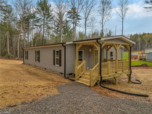 253 Ridge Top Road, North Wilkesboro, NC 28659