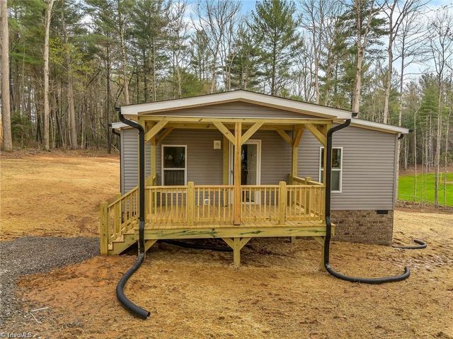 253 Ridge Top Road, North Wilkesboro, NC 28659