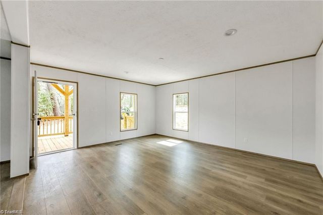 253 Ridge Top Road, North Wilkesboro, NC 28659