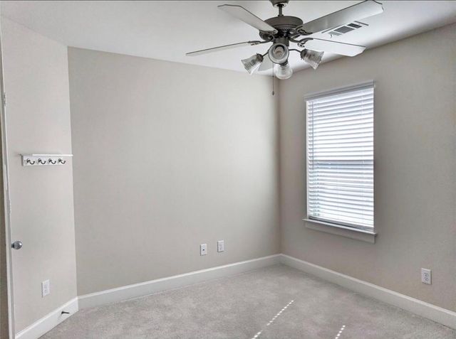 3730 Main Poplar Dr, Houston, TX 77025