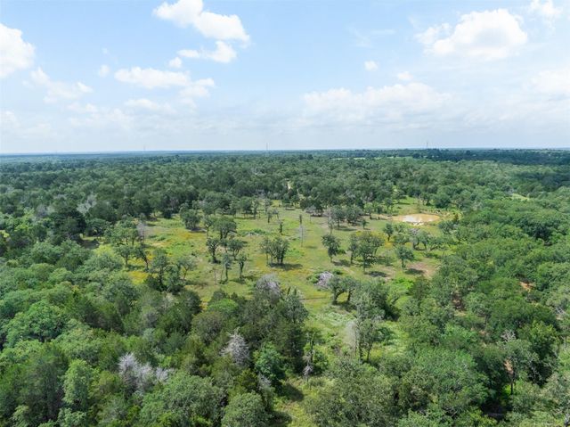305 Cistern RD, Rosanky, TX 78953