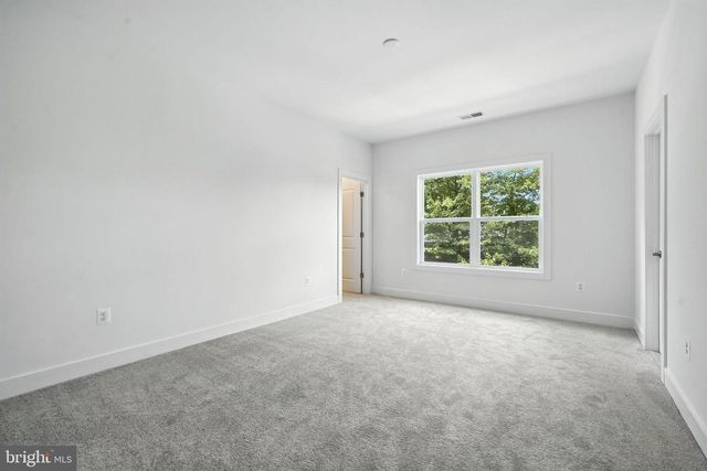 5604 CLERMONT DR, Alexandria, VA 22310