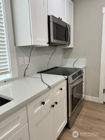 31142 3rd Court S, Federal Way, WA 98003