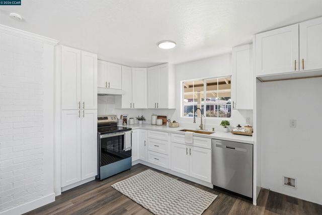 24644 Woodacre Ave, Hayward, CA 94544