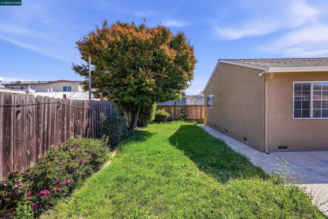 24644 Woodacre Ave, Hayward, CA 94544