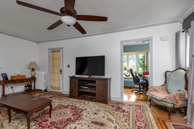 10414 212th Street, Queens Village, NY 11429