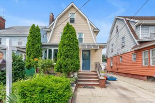 10414 212th Street, Queens Village, NY 11429