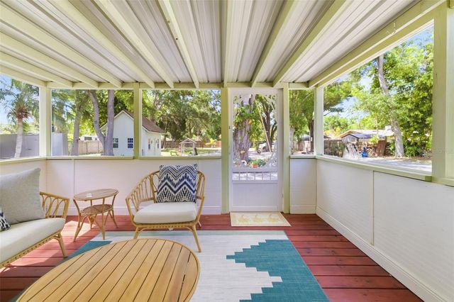 2549 19TH STREET, Sarasota, FL 34234