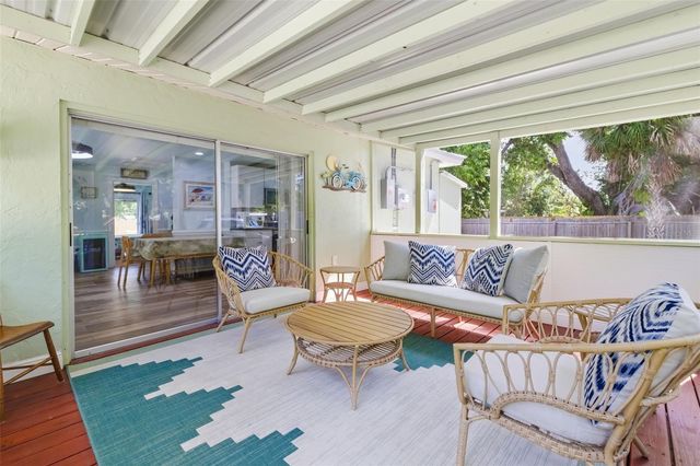 2549 19TH STREET, Sarasota, FL 34234