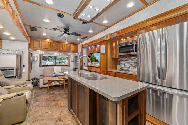 2549 19TH STREET, Sarasota, FL 34234