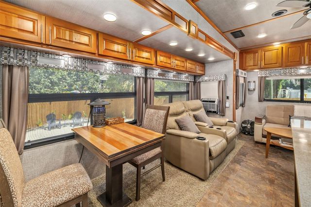 2549 19TH STREET, Sarasota, FL 34234