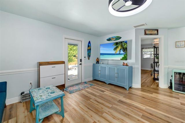 2549 19TH STREET, Sarasota, FL 34234