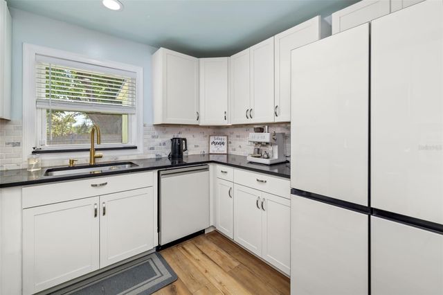2549 19TH STREET, Sarasota, FL 34234