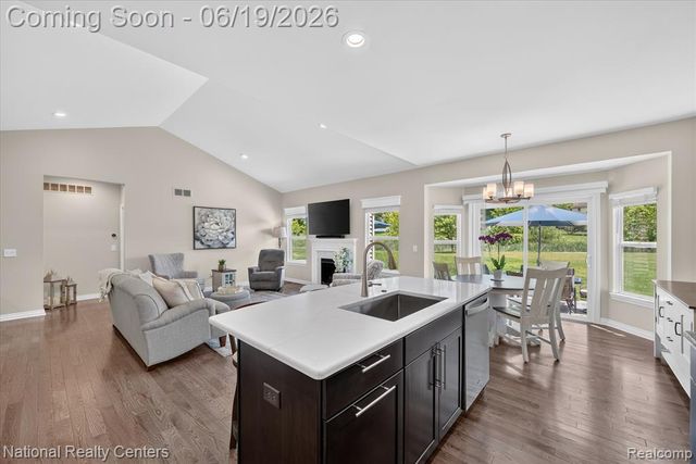 740 N Mill Street, South Lyon, MI 48178