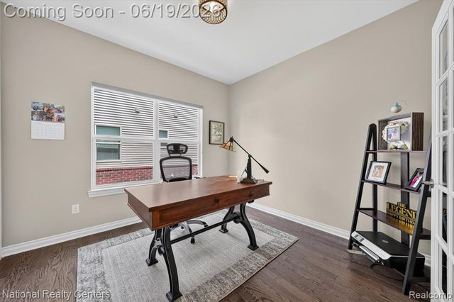 740 N Mill Street, South Lyon, MI 48178