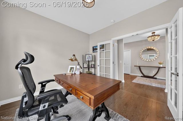 740 N Mill Street, South Lyon, MI 48178