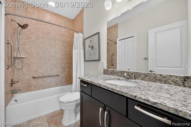 740 N Mill Street, South Lyon, MI 48178