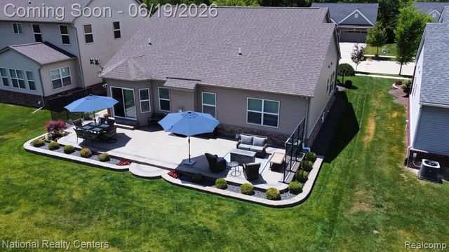 740 N Mill Street, South Lyon, MI 48178