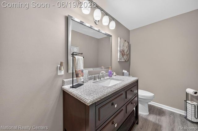 740 N Mill Street, South Lyon, MI 48178