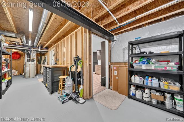 740 N Mill Street, South Lyon, MI 48178
