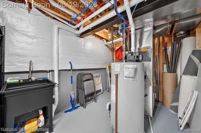 740 N Mill Street, South Lyon, MI 48178