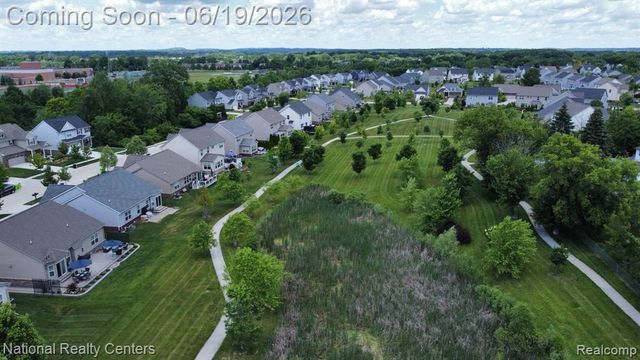 740 N Mill Street, South Lyon, MI 48178