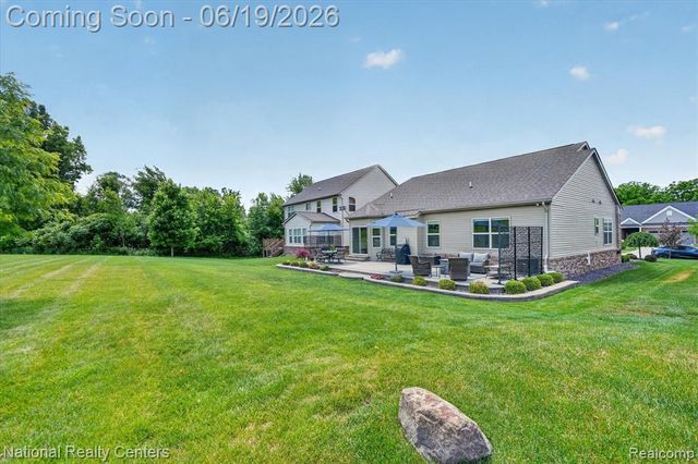740 N Mill Street, South Lyon, MI 48178