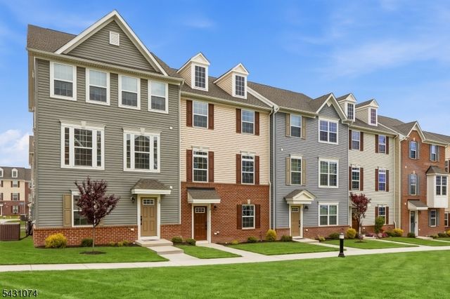 19 Kiln, Aberdeen Twp., NJ 07721
