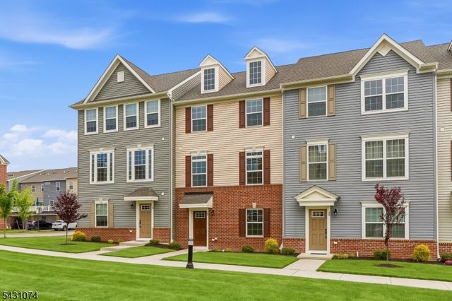 19 Kiln, Aberdeen Twp., NJ 07721