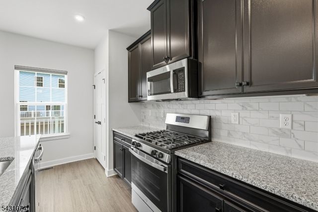 19 Kiln, Aberdeen Twp., NJ 07721