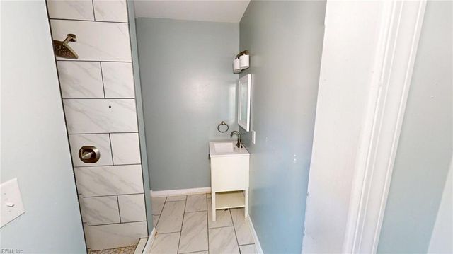 223 Sycamore AVE, Newport News, VA 23607