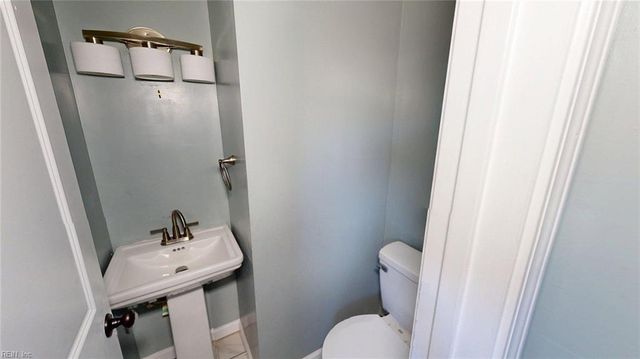 223 Sycamore AVE, Newport News, VA 23607